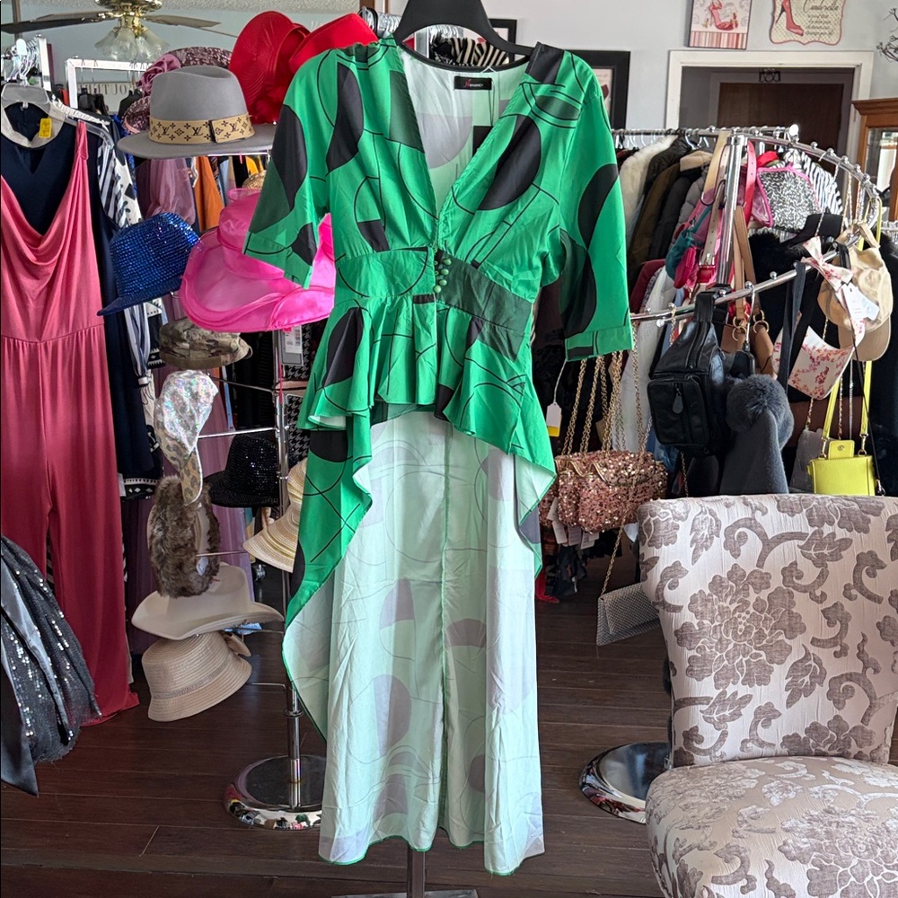 Chic Green and Black High-Low Dress